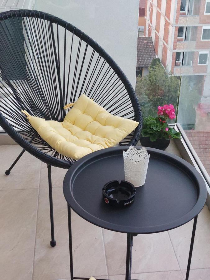 Lena Apartman 수보티차 외부 사진